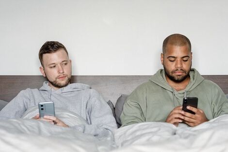 Cheating While Boyfriend Watches - Is It A Problem If My Boyfriend Watches Porn?