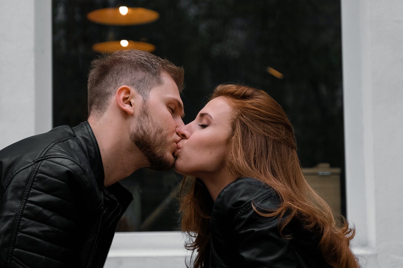 7 Reasons Why Some People Have Kissed Dating Goodbye | BetterHelp
